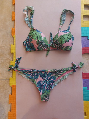 Calzedonia bikini floral medium like new