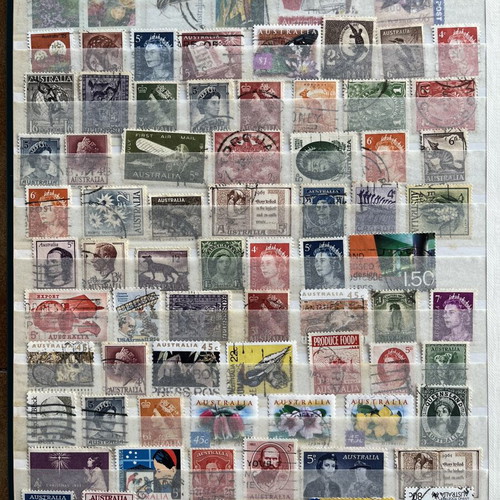 A4 Stamp Album with 16 Pages, World Collection
