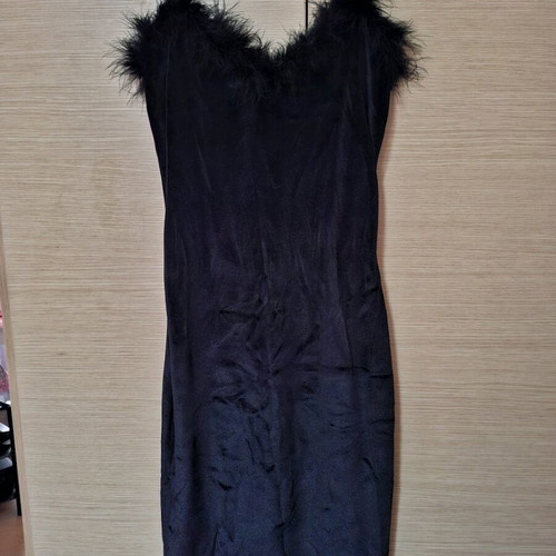 Velvet short dress with feathers and rhinestone straps like new, black, size S