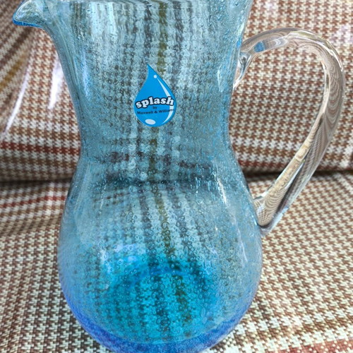 Splash jug by Maxwell and Williams new, size 13x26cm