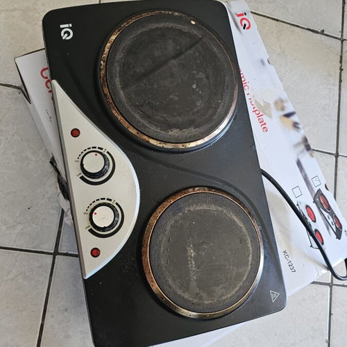 iQ Double Ceramic Hot Plate KC-1237 brand new