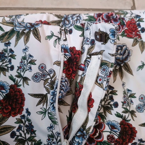 Zara pants floral pattern white formal unused size 36