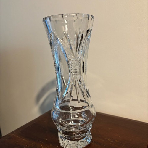 Crystal vase like new