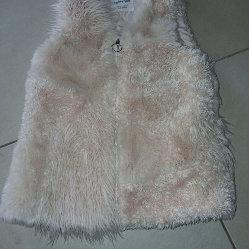 Zara sleeveless fur vest like new for girl 10 years beige