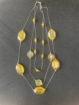 Triple Long Necklace with Beige-Yellow Transparent Beads used