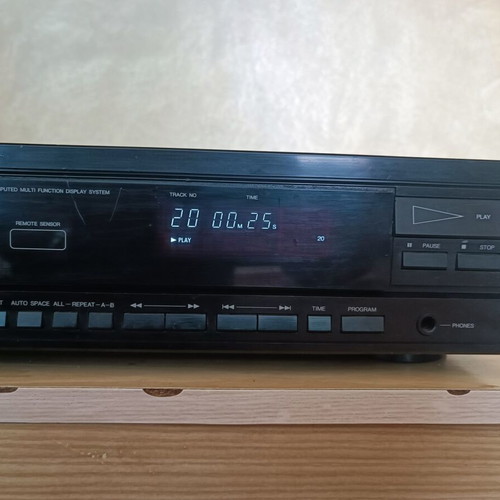 Denon DCD 610 CD player used, excellent technical condition