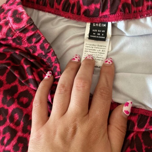 Shein leopard pants like new, elastic flare leggings