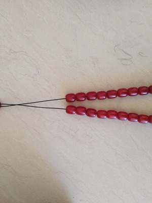 Bakelite Mastic Worry Beads like new, 27 beads, 15x14 cm