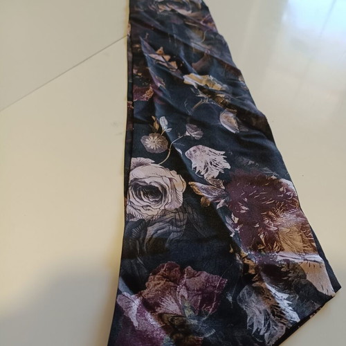 Fuzzi women's silk scarf tie, floral bordeaux