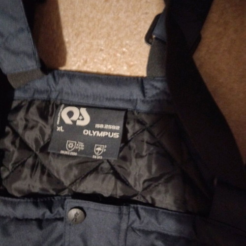 Work clothes for snow new in excellent condition