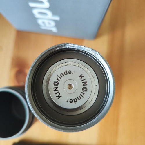 KINGrinder K6 manual coffee grinder