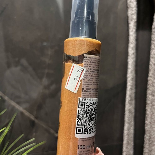 Body oil with shimmer new
