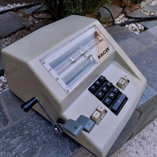 Facit Mod. 1004 calculator like new, made in West Germany 1965