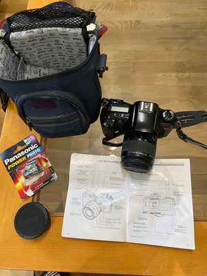 Canon EOS 3000 analog camera with 38-76mm lens and case
