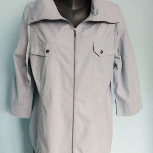Jensen women's shirt with high collar and zipper like new, size XL/XXL