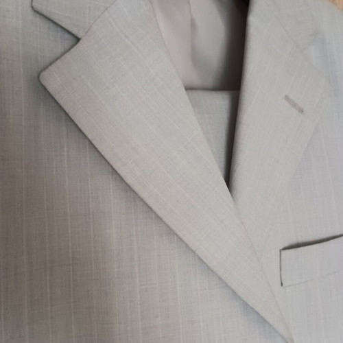 Alta Moda men's suit new with tags, silver, summer fabric