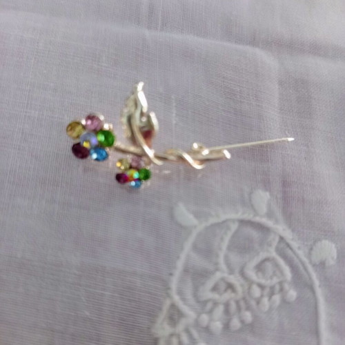Vintage flower brooch with multicolored rhinestones like new