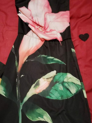 Backless dress used, summer colors