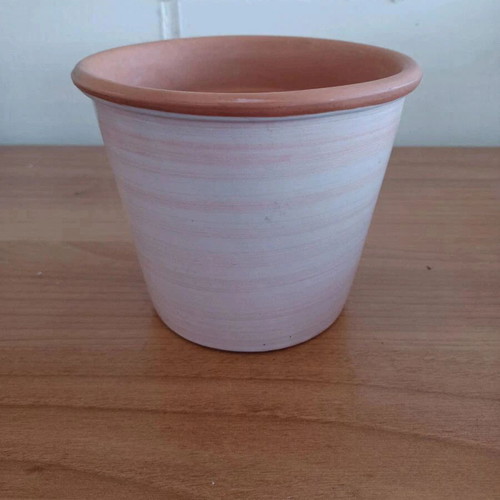 Terracotta flowerpot like new, height 11.5 cm, opening 13.5 cm