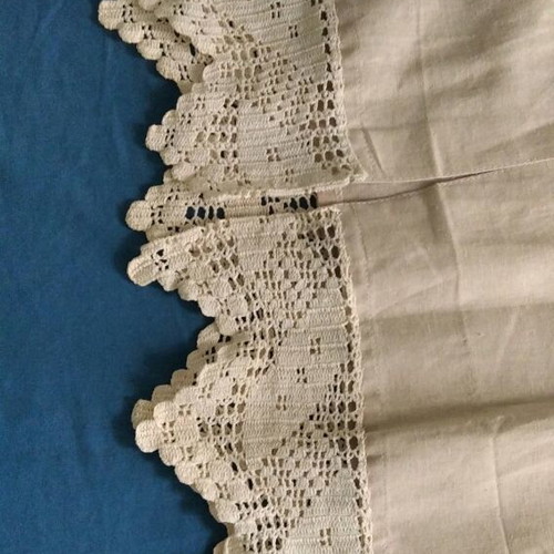 Women's linen long vest like new with handmade lace collar
