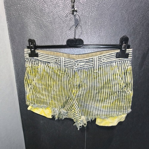 Y2K Acid Washed Striped Denim Shorts like new, size 29 Medium