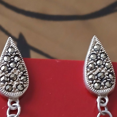 Earrings with marcasite and natural pearls in 925 silver, like new, 6 cm