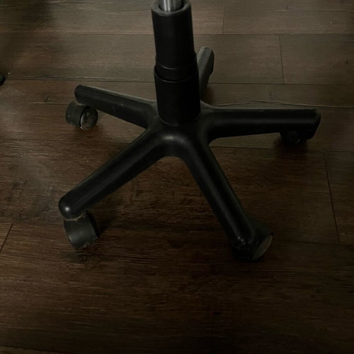 Children's office chair used, purple color with height adjustment