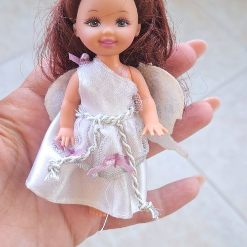 Shelly dolls used, set of 3