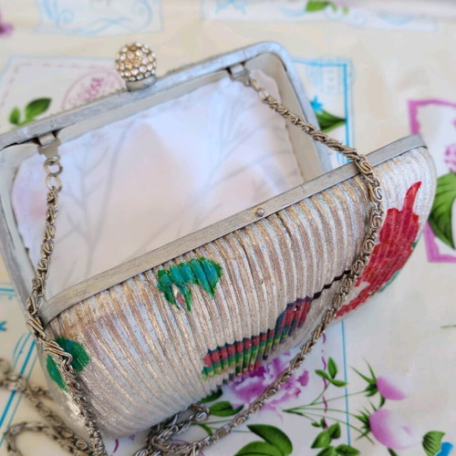 Vintage clutch shoulder bag refurbished with handmade hummingbird pattern silver multicolor
