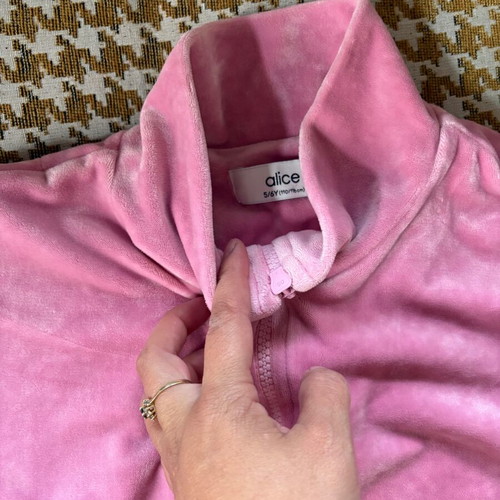Alice tracksuit set for 6/7 years old like new