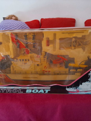 Super Patrol Boat No 328 B 1992 new, collectible toy with remote control
