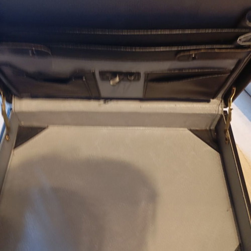 Vintage suitcase used, black, size 45/33, paint 9