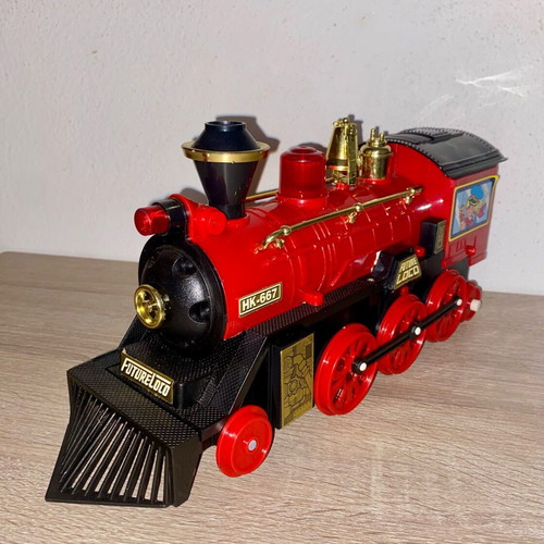 Large vintage HO-KAI Toys train like new