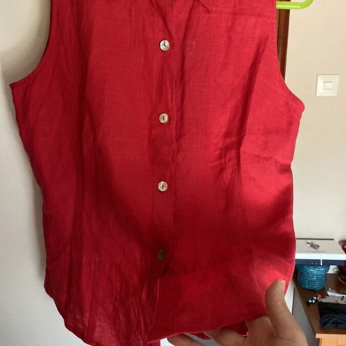 Julia Bergovich women's linen shirt new, red, sleeveless