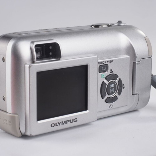 Olympus Camedia C-450 vintage digital camera used with underwater case