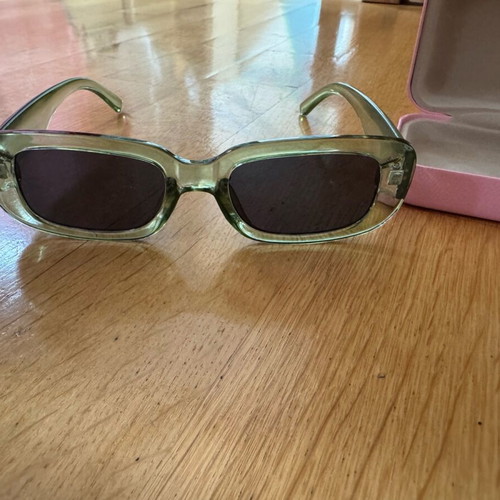 AV Sunglasses Neoma green sunglasses new, rectangular frames