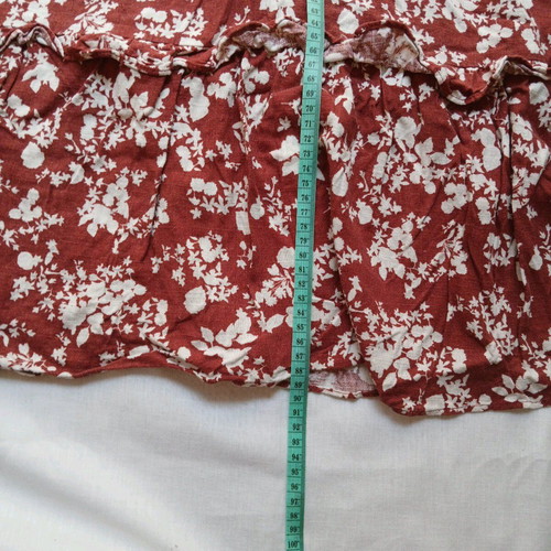 Zara floral skirt XS used, viscose, red and white