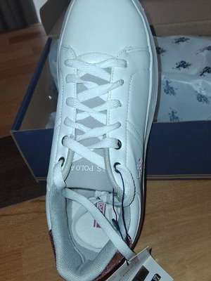 Γυναικεία sneakers U.S. Polo Assn. καινούργια, λευκά με ροζ-χρυσή λεπτομέρεια