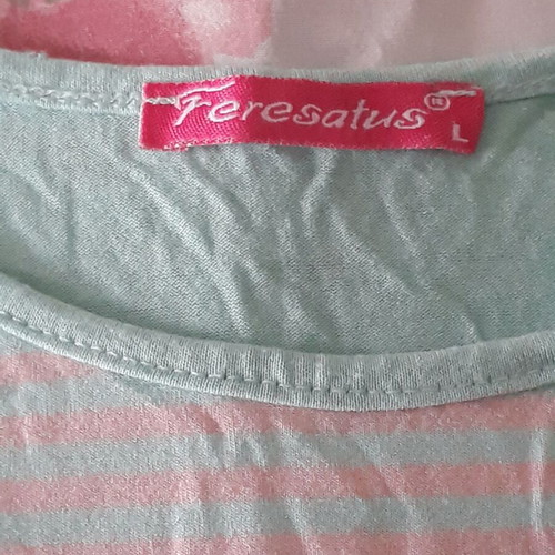 Women's sleeveless top like new, grey pink with graphic design