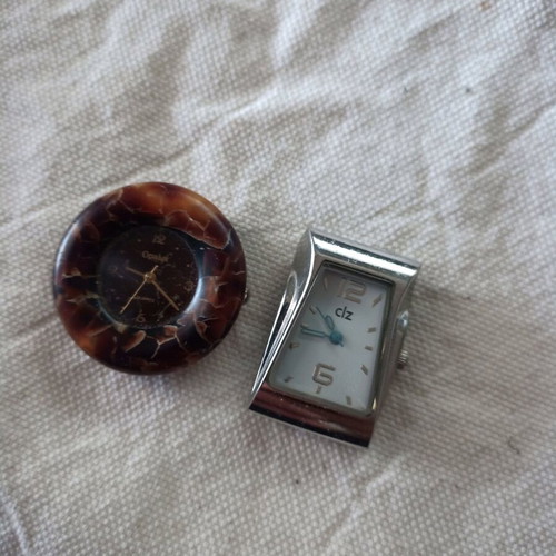 Women's watches used set of two