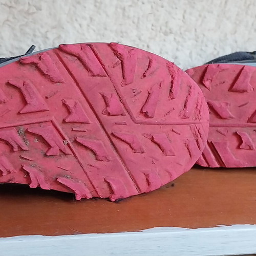 North Face shoes size 37 like new
