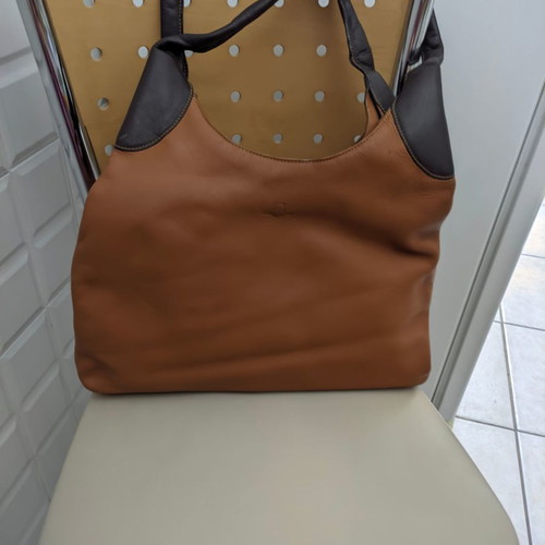 Shoulder bag genuine leather used