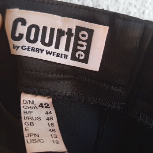Satin mini skirt Court size 42 like new, black