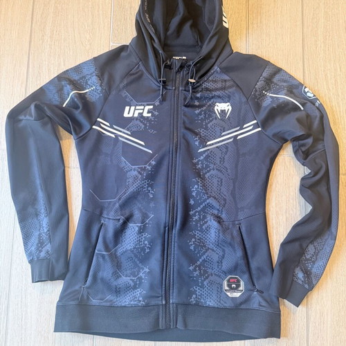 Venum women's sports jacket XL like new, black and grey