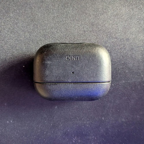 Apple AirPods Pro 2nd Gen. MQD83ZM/A Magsafe Lightning, used, missing right earbud