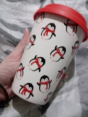 Ceramic cup Sinsay with silicone lid for hot and cold drinks new