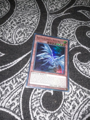 Blue Eyes Alternative White Dragon σαν καινούργιο