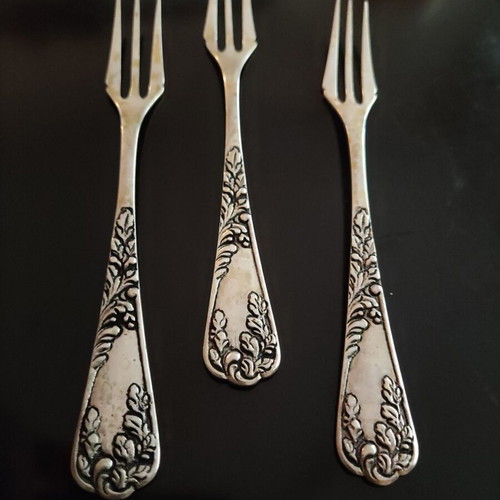 Silver 800 forks set of 3 with handmade engraving used