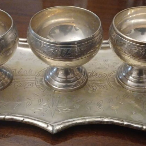 Silver-plated decorative items like new