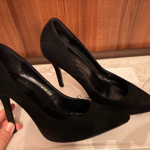 Pink Woman black pumps No39 like new